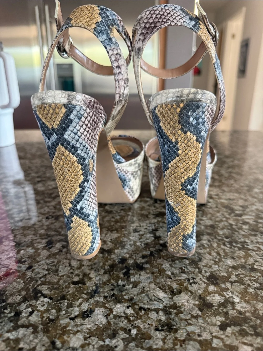 Steve Madden bold snake